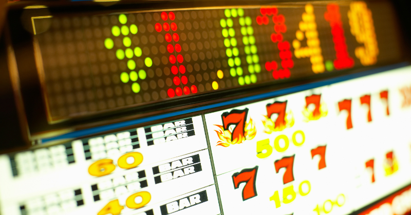 How Online Slots Keep You Hooked